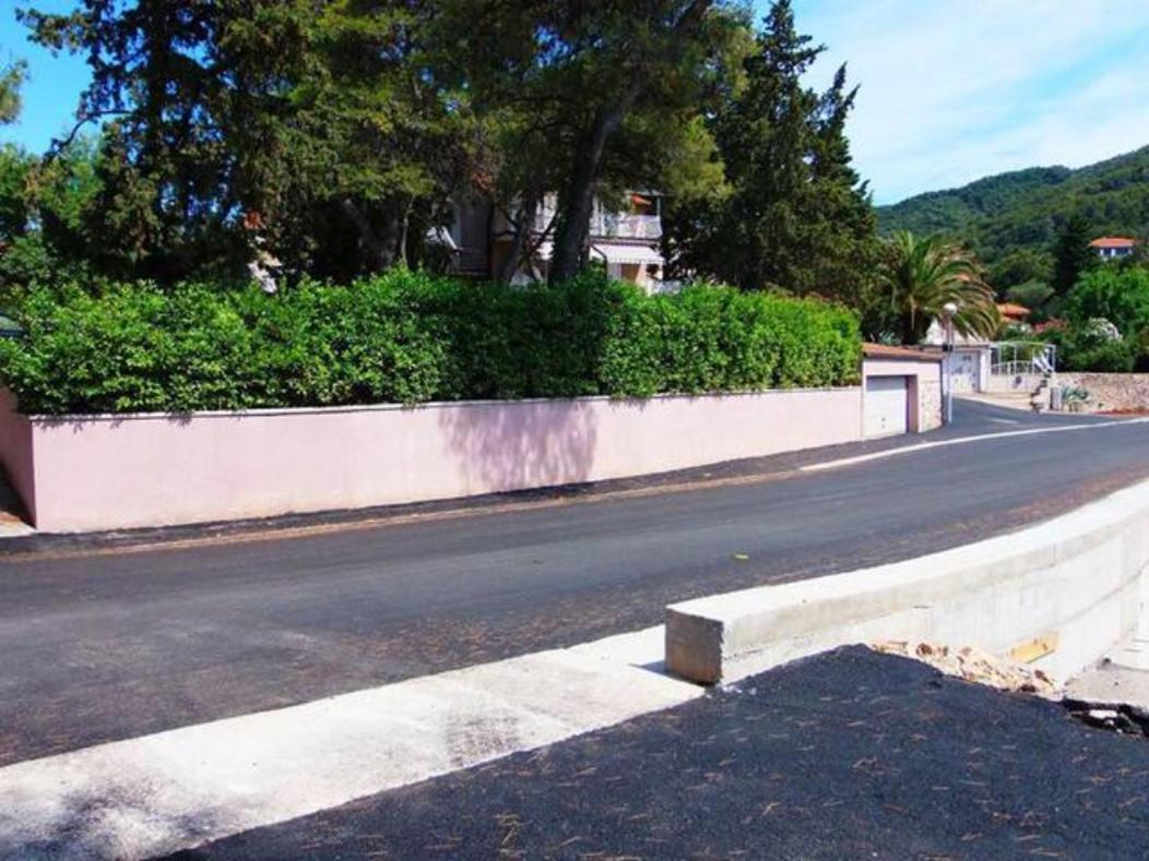 Adrienn Apartments Stari Grad  Zewnętrze zdjęcie
