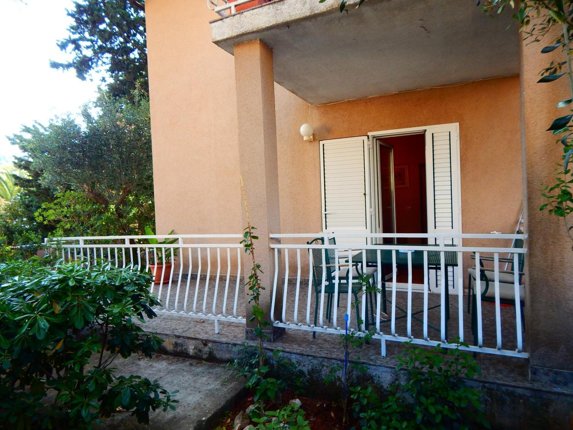 Adrienn Apartments Stari Grad  Zewnętrze zdjęcie